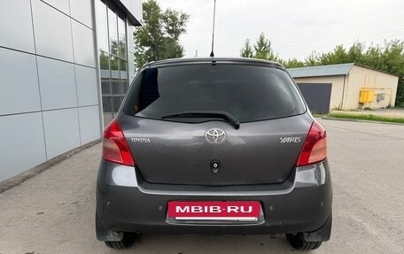 Toyota Yaris III рестайлинг, 2008 год, 570 000 рублей, 5 фотография