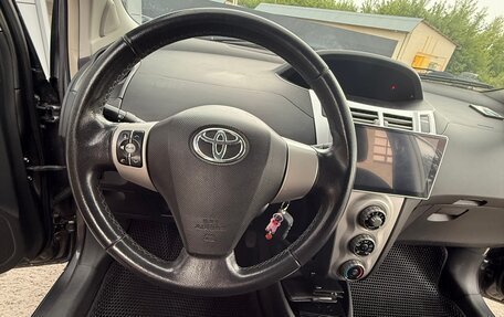 Toyota Yaris III рестайлинг, 2008 год, 570 000 рублей, 28 фотография