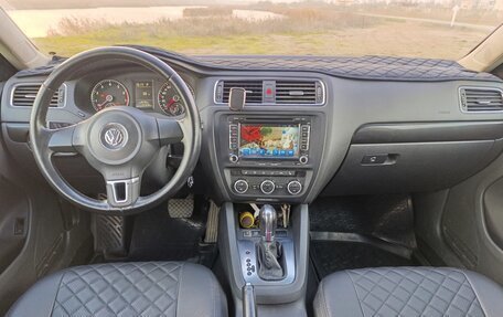Volkswagen Jetta VI, 2012 год, 1 200 000 рублей, 5 фотография