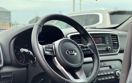 KIA Sportage IV рестайлинг, 2020 год, 2 200 000 рублей, 10 фотография