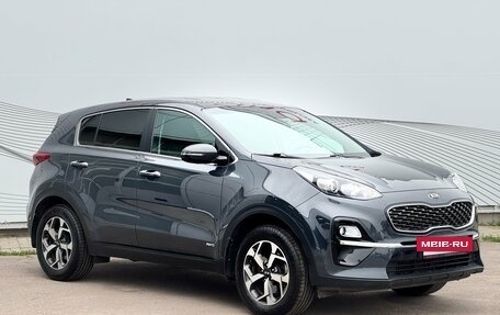 KIA Sportage IV рестайлинг, 2020 год, 2 200 000 рублей, 3 фотография