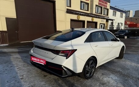 Hyundai Elantra, 2023 год, 2 500 000 рублей, 3 фотография