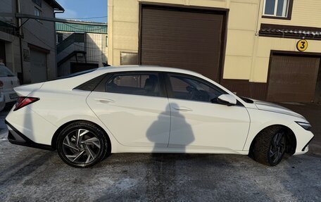 Hyundai Elantra, 2023 год, 2 500 000 рублей, 4 фотография