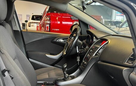 Opel Astra J, 2013 год, 719 000 рублей, 13 фотография