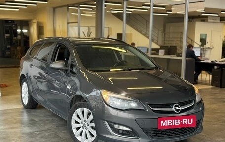 Opel Astra J, 2013 год, 719 000 рублей, 3 фотография