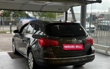 Opel Astra J, 2013 год, 719 000 рублей, 4 фотография