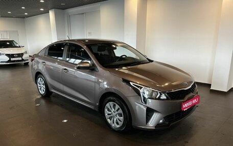 KIA Rio IV, 2021 год, 1 370 000 рублей, 1 фотография