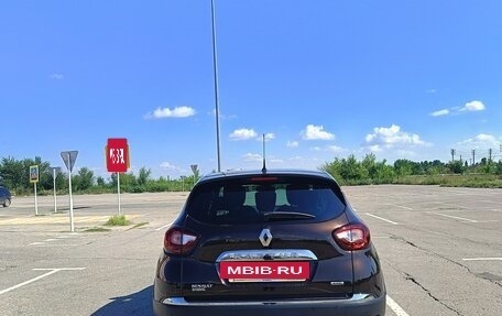 Renault Kaptur I рестайлинг, 2018 год, 1 555 000 рублей, 2 фотография