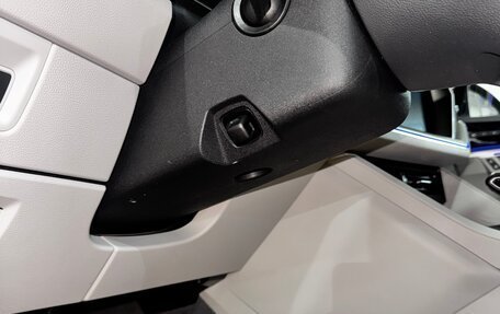Volkswagen Touareg III, 2020 год, 5 550 000 рублей, 13 фотография