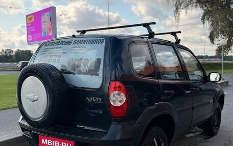 Chevrolet Niva I рестайлинг, 2011 год, 470 000 рублей, 11 фотография