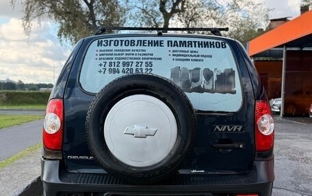 Chevrolet Niva I рестайлинг, 2011 год, 470 000 рублей, 4 фотография