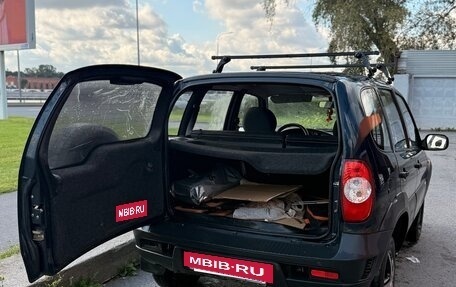 Chevrolet Niva I рестайлинг, 2011 год, 470 000 рублей, 5 фотография