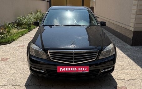 Mercedes-Benz C-Класс, 2010 год, 1 200 000 рублей, 7 фотография