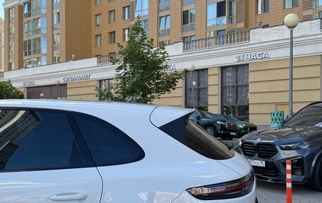 Porsche Cayenne III, 2019 год, 6 450 000 рублей, 3 фотография