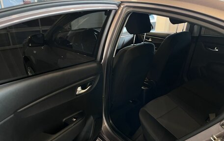 KIA Rio IV, 2021 год, 1 370 000 рублей, 24 фотография