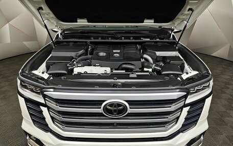 Toyota Land Cruiser, 2023 год, 12 497 000 рублей, 11 фотография