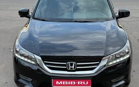 Honda Accord IX рестайлинг, 2013 год, 1 720 000 рублей, 1 фотография