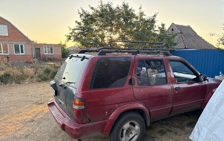 Nissan Pathfinder, 1998 год, 300 000 рублей, 1 фотография