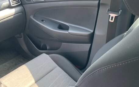 Hyundai Tucson III, 2018 год, 2 600 000 рублей, 8 фотография