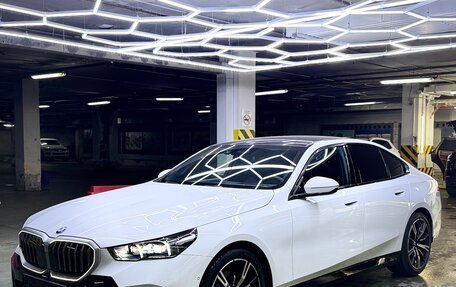 BMW 5 серия, 2025 год, 8 190 000 рублей, 12 фотография