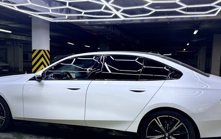 BMW 5 серия, 2025 год, 8 190 000 рублей, 4 фотография