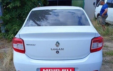 Renault Logan II, 2014 год, 650 000 рублей, 4 фотография