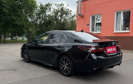 Toyota Camry, 2023 год, 3 500 000 рублей, 4 фотография