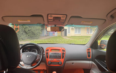 KIA cee'd I рестайлинг, 2009 год, 700 000 рублей, 12 фотография