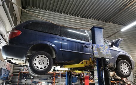 Dodge Caravan IV, 2001 год, 350 000 рублей, 21 фотография