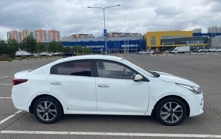 KIA Rio IV, 2018 год, 1 399 999 рублей, 3 фотография