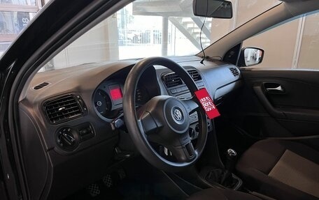 Volkswagen Polo VI (EU Market), 2011 год, 582 000 рублей, 23 фотография