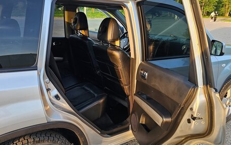 Nissan X-Trail, 2010 год, 1 050 000 рублей, 11 фотография