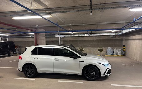 Volkswagen Golf VIII, 2022 год, 2 500 000 рублей, 2 фотография