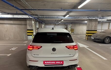 Volkswagen Golf VIII, 2022 год, 2 500 000 рублей, 4 фотография