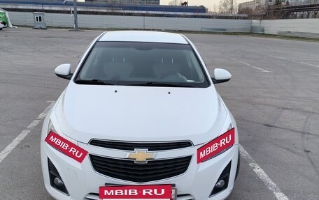 Chevrolet Cruze II, 2013 год, 550 000 рублей, 9 фотография