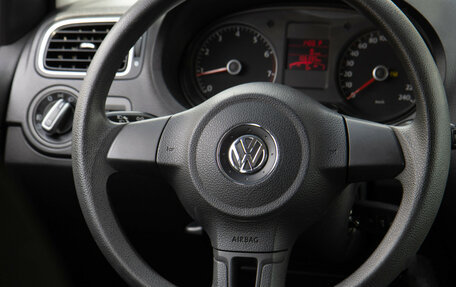 Volkswagen Polo VI (EU Market), 2011 год, 758 000 рублей, 13 фотография