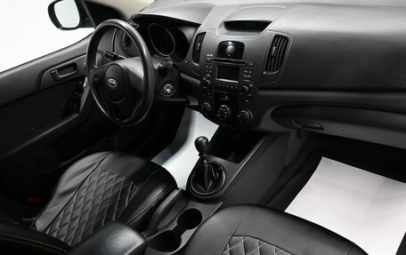 KIA Cerato III, 2009 год, 895 000 рублей, 13 фотография