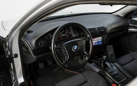 BMW 5 серия, 2001 год, 650 000 рублей, 10 фотография