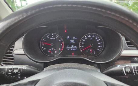 KIA Rio IV, 2018 год, 1 100 000 рублей, 8 фотография