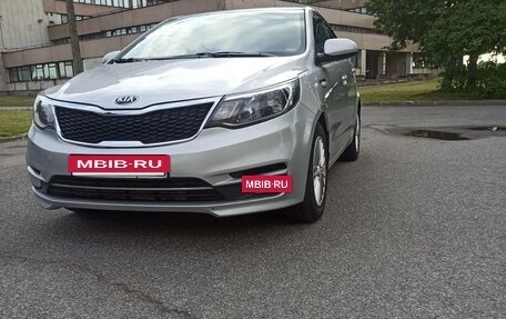 KIA Rio III рестайлинг, 2015 год, 970 000 рублей, 3 фотография