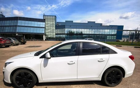 Chevrolet Cruze II, 2014 год, 880 000 рублей, 3 фотография