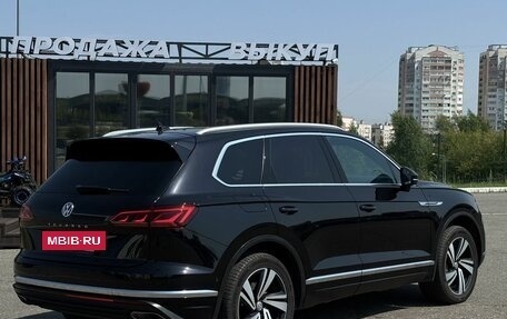 Volkswagen Touareg III, 2019 год, 3 750 000 рублей, 7 фотография