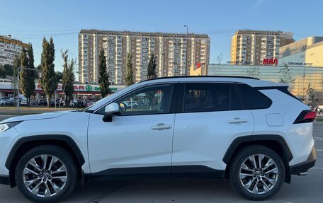 Toyota RAV4, 2021 год, 3 500 000 рублей, 4 фотография