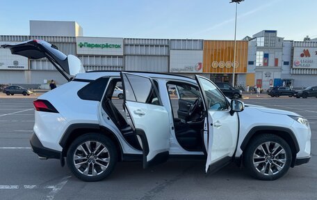 Toyota RAV4, 2021 год, 3 500 000 рублей, 7 фотография