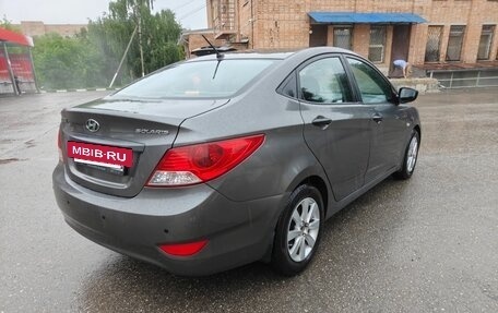 Hyundai Solaris II рестайлинг, 2011 год, 550 000 рублей, 6 фотография