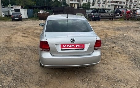 Volkswagen Polo VI (EU Market), 2012 год, 850 000 рублей, 2 фотография