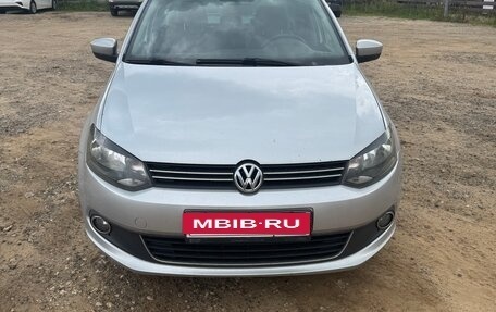 Volkswagen Polo VI (EU Market), 2012 год, 850 000 рублей, 4 фотография