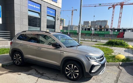 Volkswagen Taos, 2021 год, 2 200 000 рублей, 3 фотография