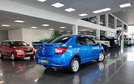 Renault Logan II, 2015 год, 995 000 рублей, 2 фотография