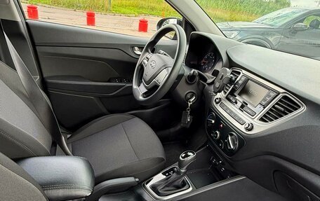 Hyundai Solaris II рестайлинг, 2021 год, 1 590 000 рублей, 11 фотография